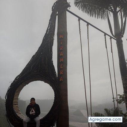 alexis98204120 chico soltero en Ambato