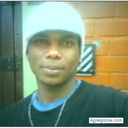 ChitcH chico soltero en Asia