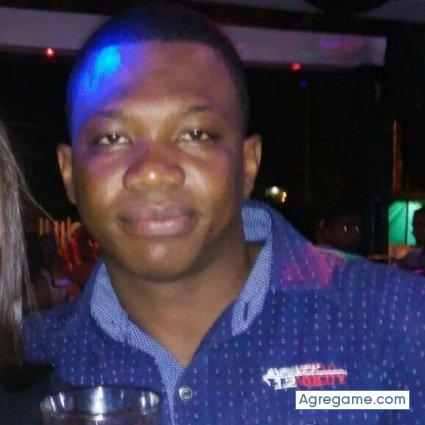 Amorcinsero chico soltero en Medellín