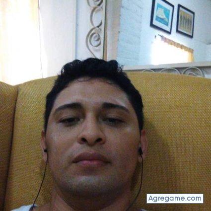 FernandoReyes2020 chico soltero en Brewster