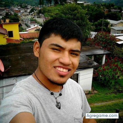 DaryOz chico soltero en San Juan Sacatepequez