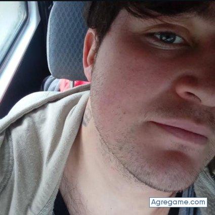 alejandroigor chico soltero en Puerto Cisnes