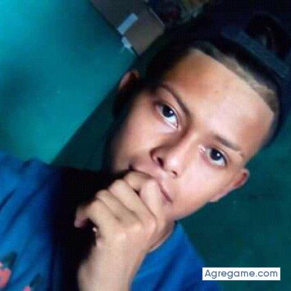 Cm8321813 chico soltero en Río Lindo