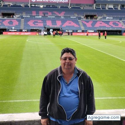 Luchovi chico soltero en Ricaurte