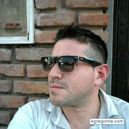 Romi10 chico casado en Tres Arroyos