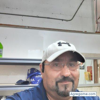 Ricardoayub chico separado en Pompano Beach