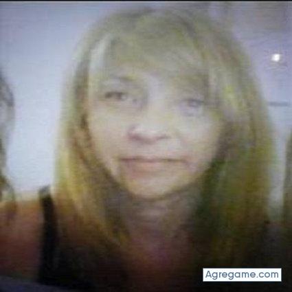 Azuym chica soltera en Villanueva del pardillo