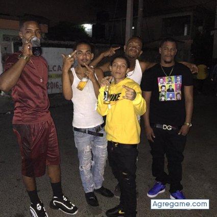 adonisstacks chico soltero en Santo Domingo Este