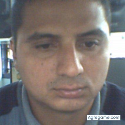 jonnathan chico soltero en Cartago