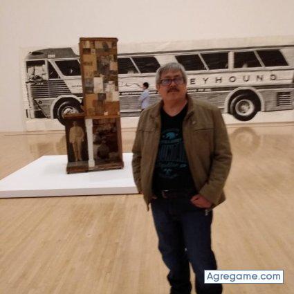 Engol chico soltero en Monterrey
