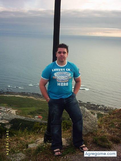 marrio chico soltero en Poio San Xoan