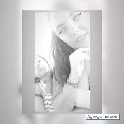 coraimareina chica soltera en Rociana Del Condado