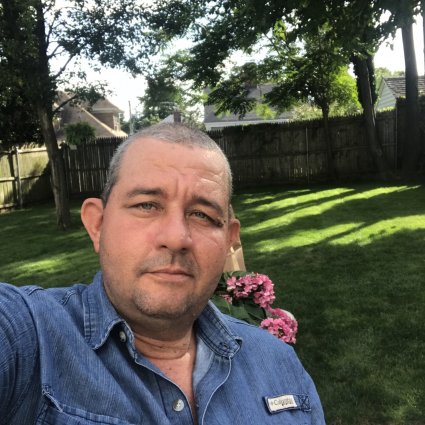 Vzla chico soltero en Lansing