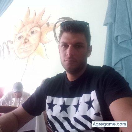 Leinuy chico soltero en Viñales