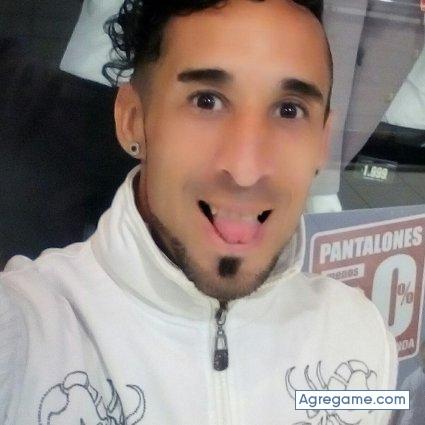 Kamorra chico soltero en Salto