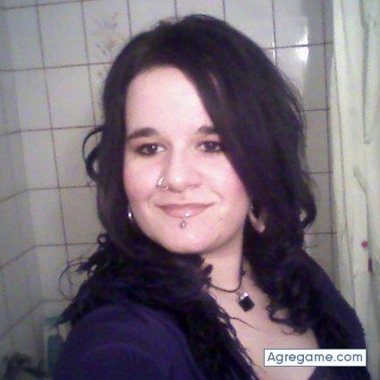 DiademaDeBorlas chica casada en Terrassa