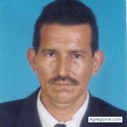 ivanhot65 chico casado en Girardot