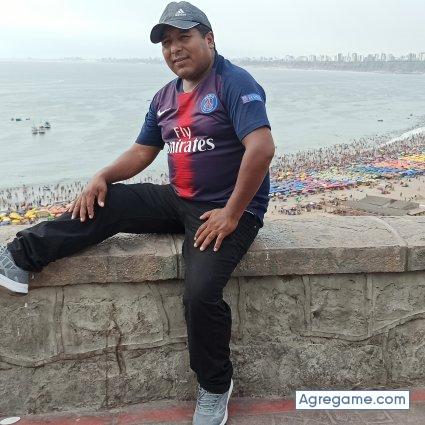 KarlosR2020 chico separado en Puno