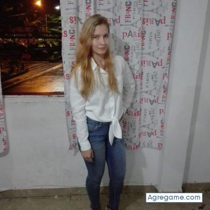 Lucybell chica soltera en Armenia