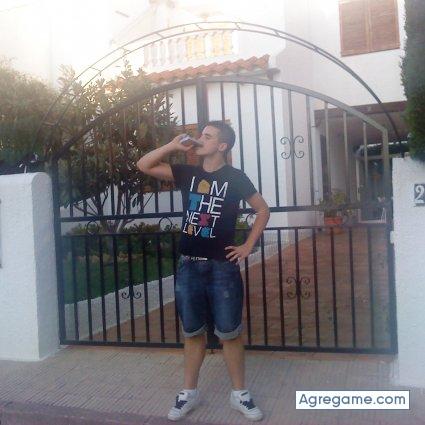 julito15 chico soltero en Villamanrique De La Condesa