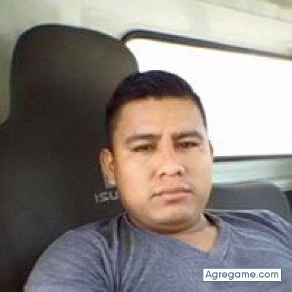 alexanderramirez8099 chico soltero en Comasagua