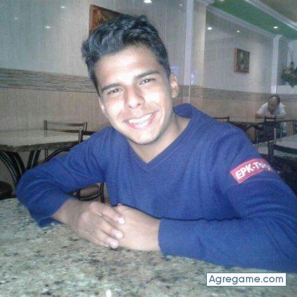 mariobolivar9332 chico soltero en Punta Cardón