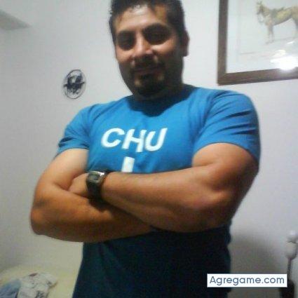 george_22 chico soltero en Castelli