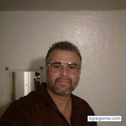 Cesar703 chico soltero en El Paso