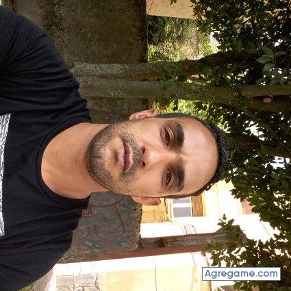 abdelkaderrebai chico soltero en les Borges del Camp