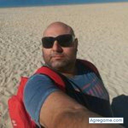 WELLINGTON_ chico soltero en Pontevedra