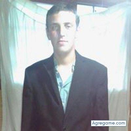 nahuelagustin9688 chico soltero en ángel Etcheverry