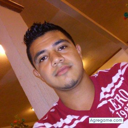 dbenrique chico soltero en Happy