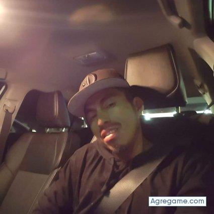 Herdisinay chico soltero en Oxnard