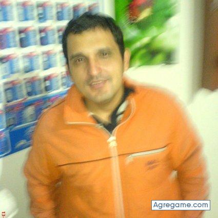 POLILLOTA chico soltero en Bogotá