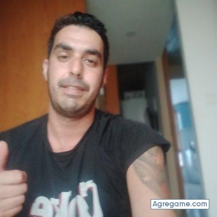 Polton chico soltero en Cádiz