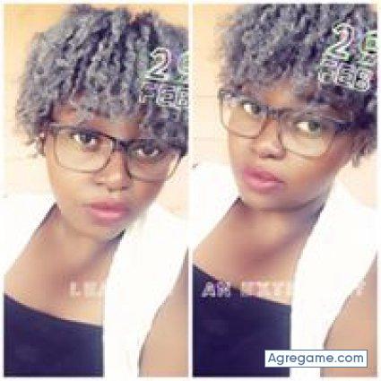 bernardapaul chica soltera en Santo Domingo Oeste