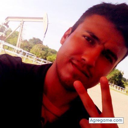 Jonythanmr chico soltero en Paso Del Macho