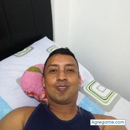 negronegronegro chico soltero en Ibagué