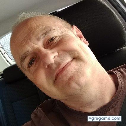 Rcamorcilla chico divorciado en Molins de rei