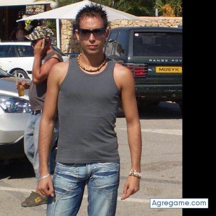 Vicente_32 chico soltero en Paterna