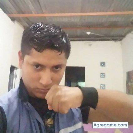 damianbonito chico soltero en Bucay