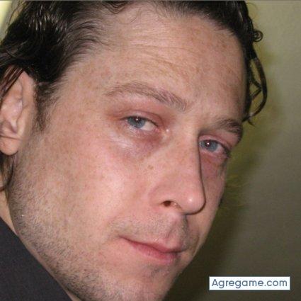 hierbabuena chico soltero en Madrid