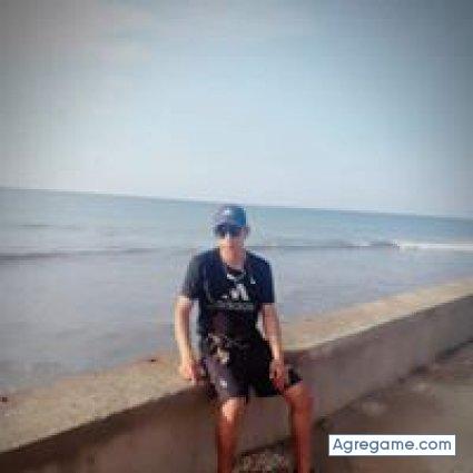 d-vi-ofthe-street chico soltero en Quito