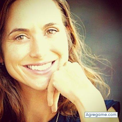 Paurora chica soltera en Talavera La Real