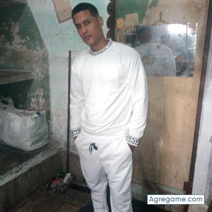 yuniorcastillo12547 chico soltero en Miramar