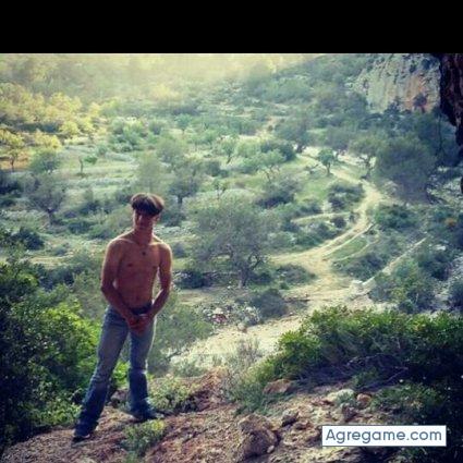 Ismaeltrus chico soltero en Sax