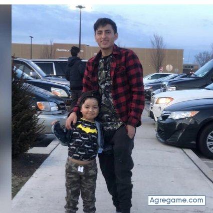 Ang15 chico soltero en Hackensack