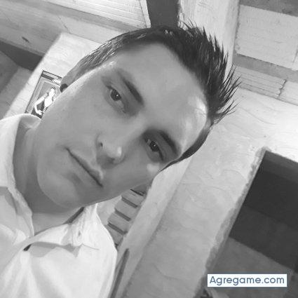 Matty4444 chico soltero en Grand Bourg