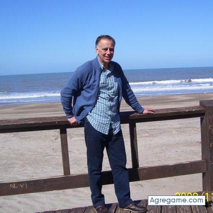 griego chico soltero en Coronel Suárez
