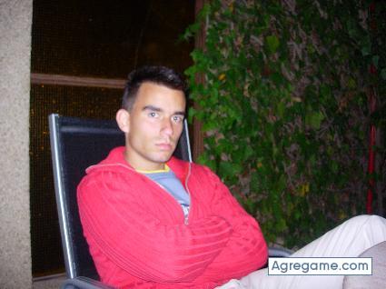champi chico soltero en Sevilla